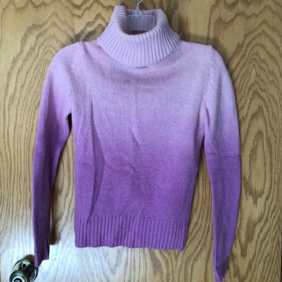 Magus Sweaters - Magus - Long sleeve turtleneck with graduating shades of purple